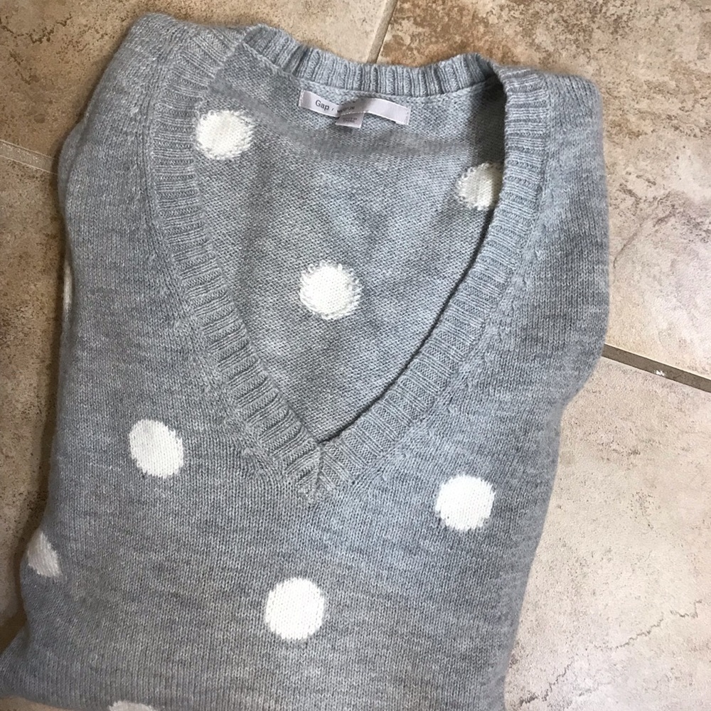 ⚪️GAP Polka Dot Sweater